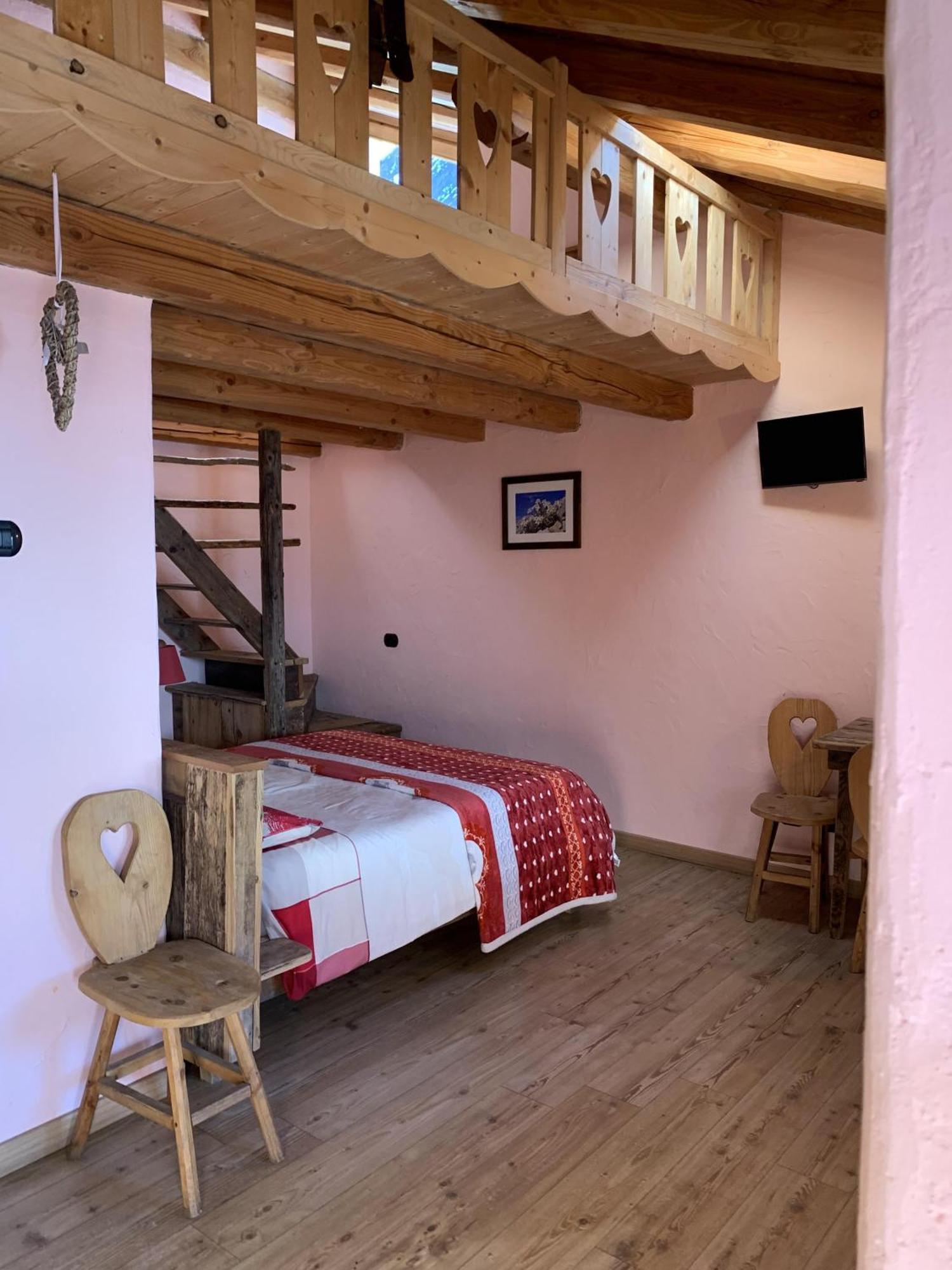 La Ferme Du Grand Paradis กอนเญ ห้อง รูปภาพ