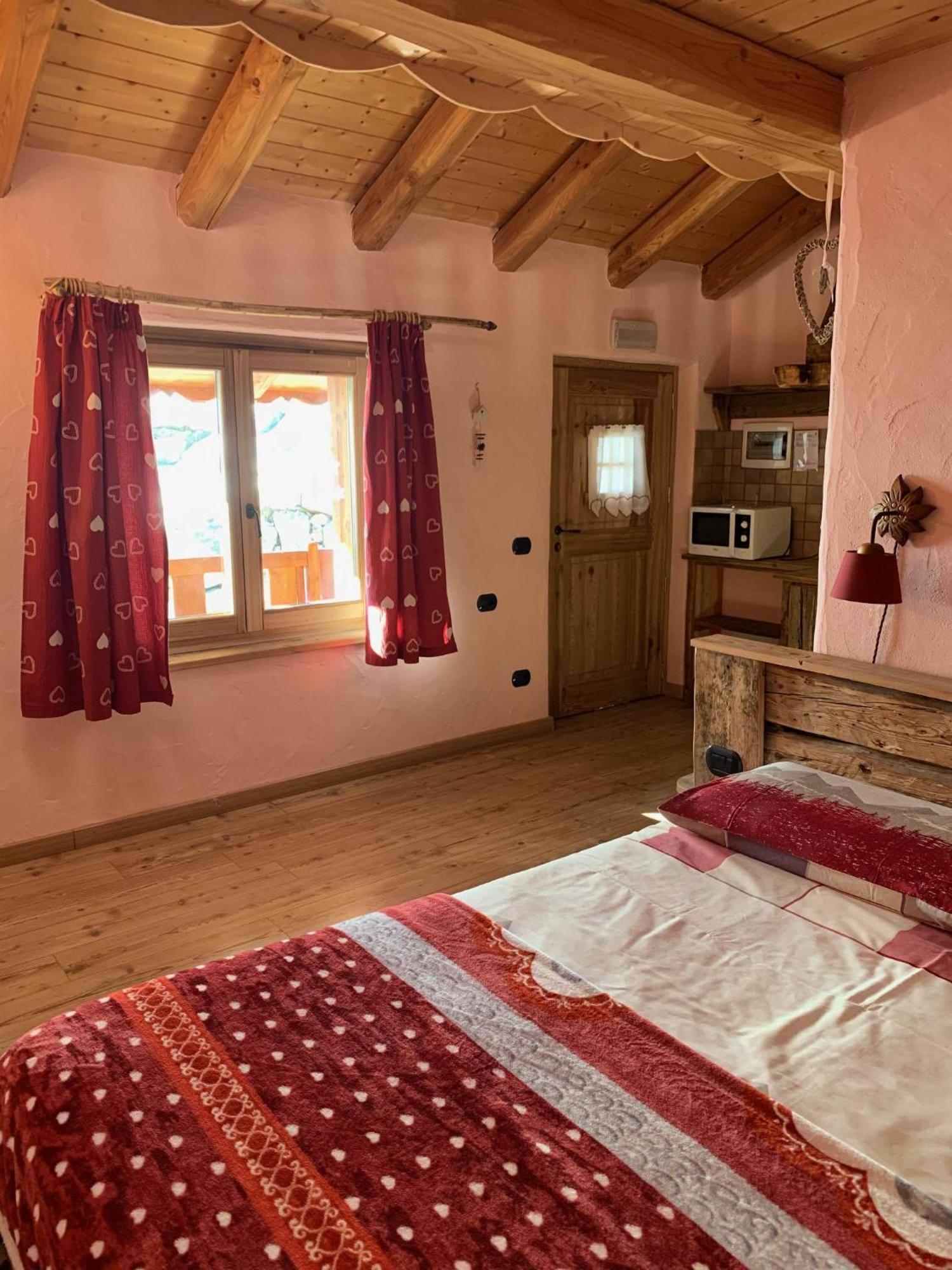 La Ferme Du Grand Paradis กอนเญ ห้อง รูปภาพ
